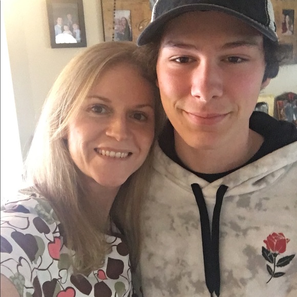 Meet your Posher, Kimberly - Picture 8 of 16